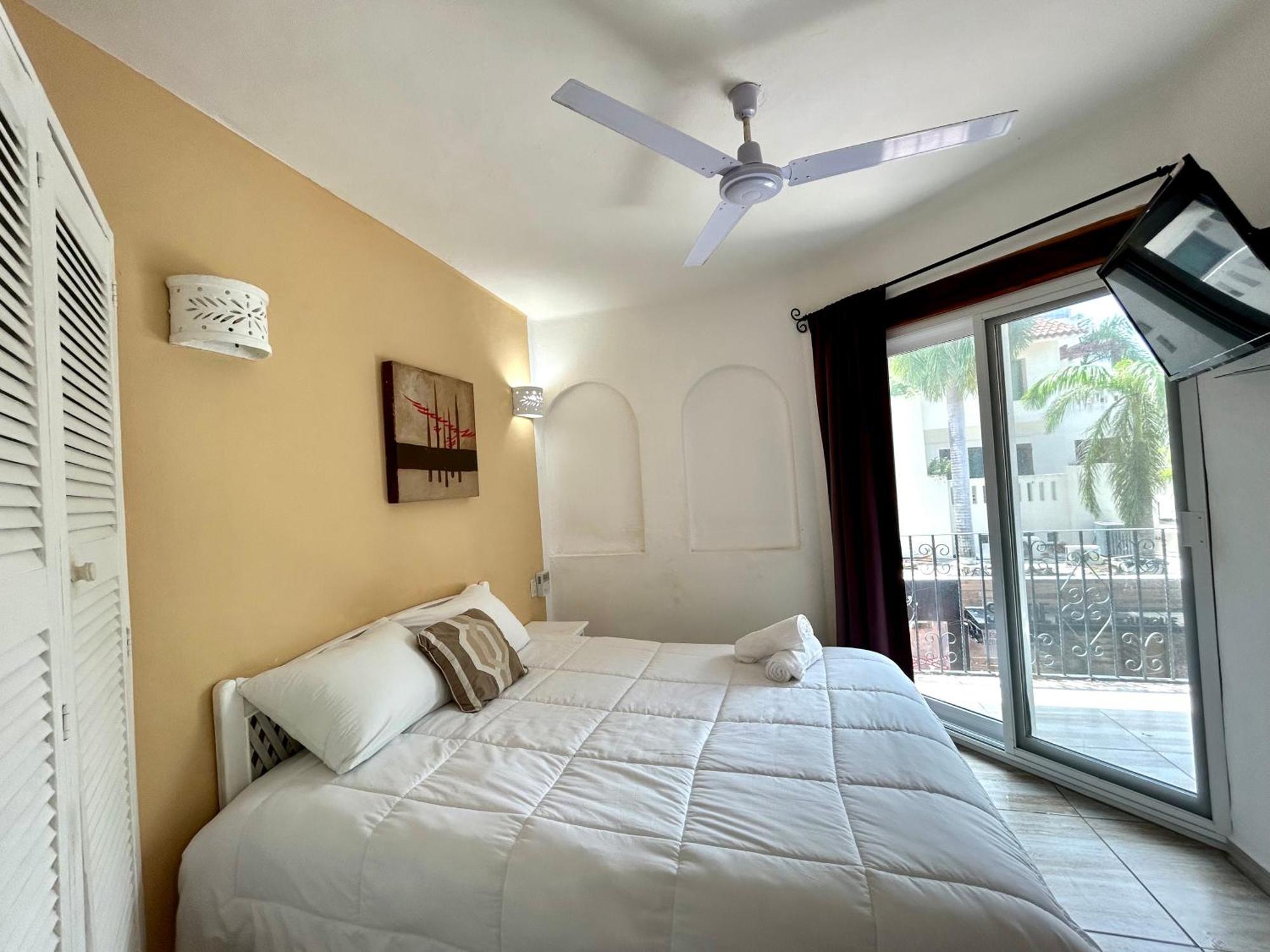Hotel Coco De Mar Quinta Avenida Playa del Carmen Exterior photo
